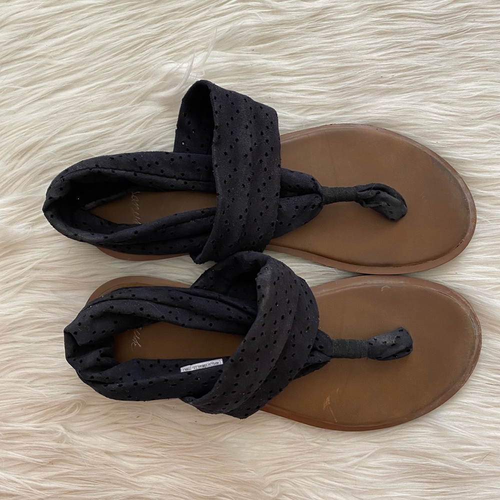 Sanuk Black Laser Cut Devine Thong Sandal Flip Flops Beachy - Picture 7 of 10